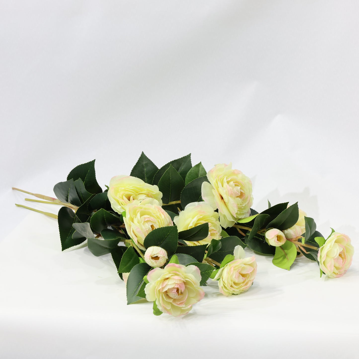 3 Pcs 60cm Dense leaf Gradient Yellow pink Artificial Camellia Bouquet
