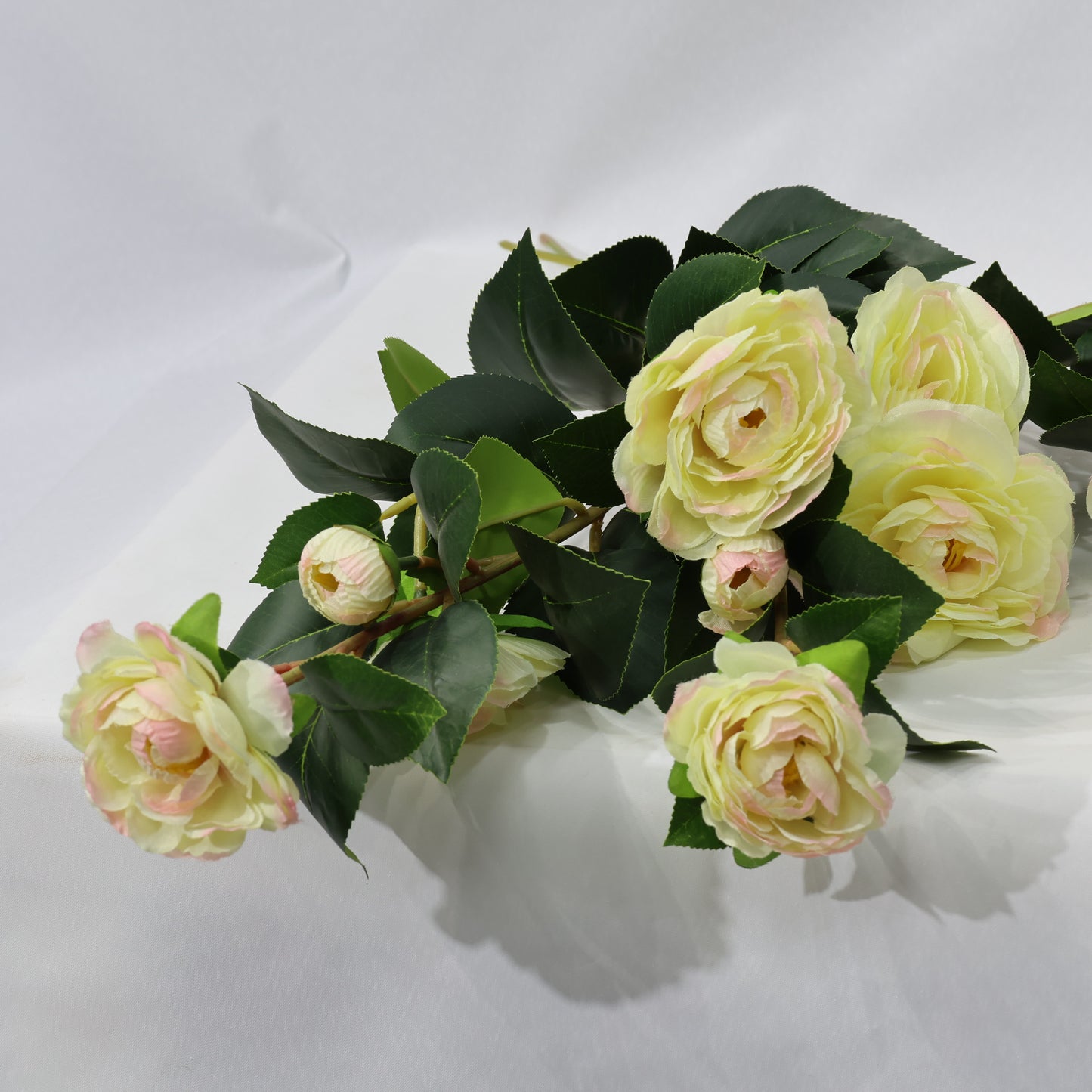 3 Pcs 60cm Dense leaf Gradient Yellow pink Artificial Camellia Bouquet